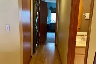 8700 W Evelyn Ln, Chicago, IL 60656 - Photo 7