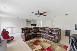 2546 W Autumn Dr, Round Lake, IL 60073 - Photo 19