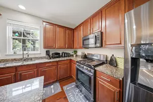 2546 W Autumn Dr, Round Lake, IL 60073 - Photo 13