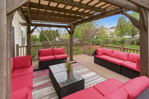 2546 W Autumn Dr, Round Lake, IL 60073 - Photo 37