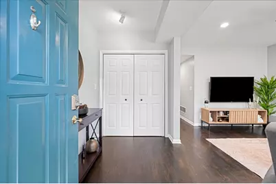 1714 W School Street #1, Chicago, IL 60657 - Photo 3