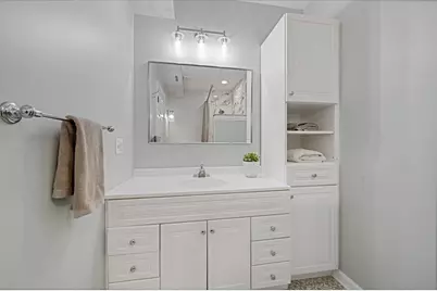 1714 W School Street #1, Chicago, IL 60657 - Photo 9