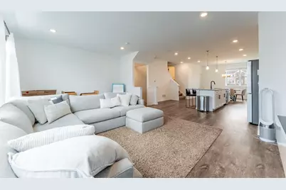 4429 Chelsea Manor Circle, Aurora, IL 60504 - Photo 5