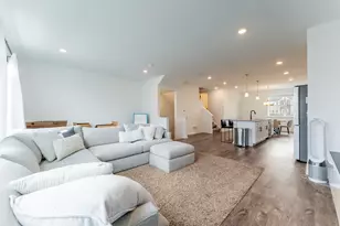 4429 Chelsea Mnr Cir, Aurora, IL 60504 - Photo 5