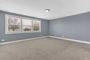 2035 Stanley Ct, Schaumburg, IL 60194 - Photo 17