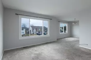 [Address not provided], Hanover Park, IL 60133 - Photo 5