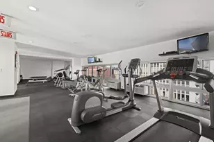 1221 N Dearborn Pkwy, Chicago, IL 60610 - Photo 25