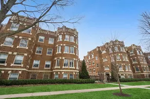 548 Michigan Ave, Evanston, IL 60202 - Photo 1