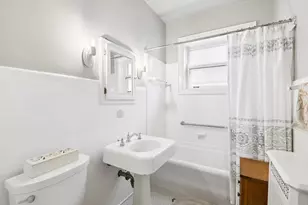 548 Michigan Ave, Evanston, IL 60202 - Photo 29