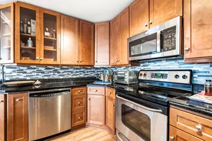 5455 N Sheridan Rd, Chicago, IL 60640 - Photo 7