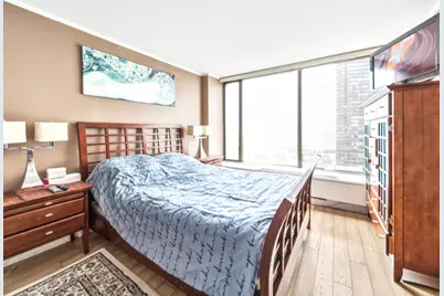 5455 N Sheridan Road #1404, Chicago, IL 60640 - Photo 13