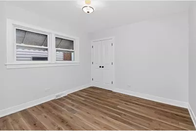 7624 W Ainslie Street, Harwood Heights, IL 60706 - Photo 11