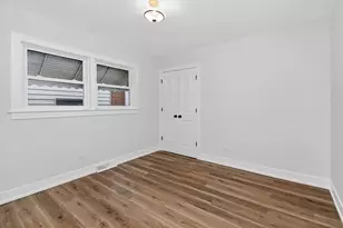 7624 W Ainslie St, Harwood Heights, IL 60706 - Photo 11