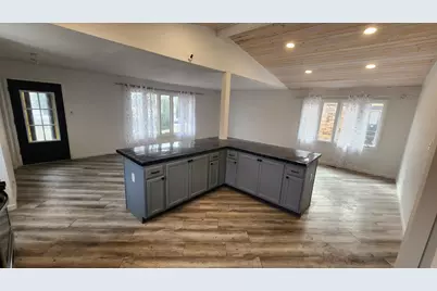 638 Calhoun Avenue, Calumet City, IL 60409 - Photo 5