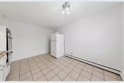 372 Yates Avenue, Calumet City, IL 60409 - Photo 13