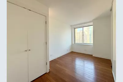 211 E Ohio Street #2707, Chicago, IL 60611 - Photo 15