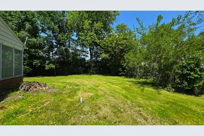 4 Lilac Lane, Centralia, IL 62801 - Photo 7