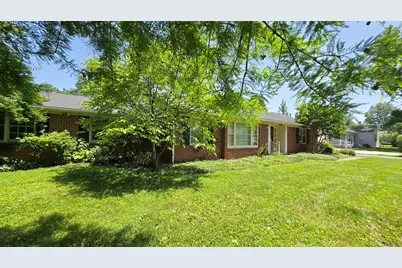 4 Lilac Lane, Centralia, IL 62801 - Photo 3