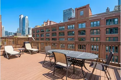 420 W Ontario Street #202, Chicago, IL 60654 - Photo 19