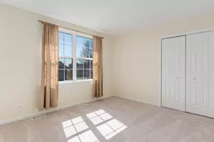 1800 Diamond Creek Ln, Aurora, IL 60503 - Photo 19