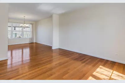 1800 Diamond Creek Lane, Aurora, IL 60503 - Photo 3