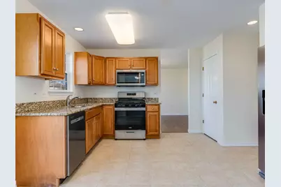 1800 Diamond Creek Lane, Aurora, IL 60503 - Photo 11