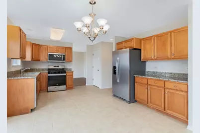 1800 Diamond Creek Lane, Aurora, IL 60503 - Photo 9