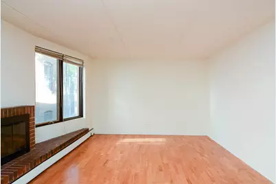 622 W Wellington Avenue #6, Chicago, IL 60657 - Photo 5