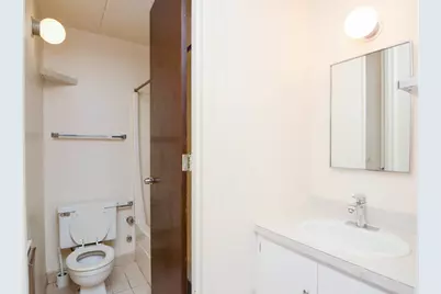 622 W Wellington Avenue #6, Chicago, IL 60657 - Photo 17