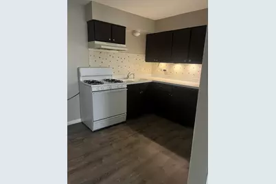 8640 S 82nd Court #11, Hickory Hills, IL 60457 - Photo 5