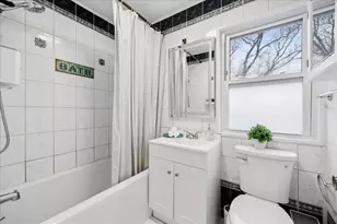 289 Oxford Rd, Des Plaines, IL 60016 - Photo 13