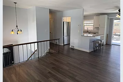 620 S 9th Avenue, Saint Charles, IL 60174 - Photo 5