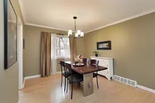 1033 Kenton Rd, Deerfield, IL 60015 - Photo 5