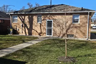 15229 Honore Ave, Harvey, IL 60426 - Photo 3