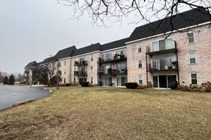 5201 Carriage Way Dr, Rolling Meadows, IL 60008 - Photo 3