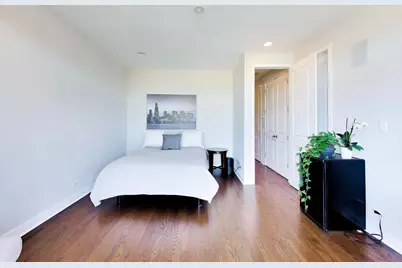 2241 W Roscoe Street #3, Chicago, IL 60618 - Photo 11