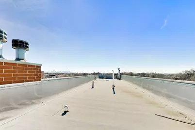 2241 W Roscoe Street #3, Chicago, IL 60618 - Photo 37