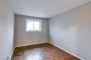 18W269 Kirkland Ln, Villa Park, IL 60181 - Photo 15