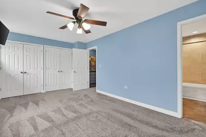 10420 S Walden Parkway, Chicago, IL 60643 - Photo 17