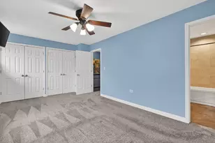 10420 S Walden Pkwy, Chicago, IL 60643 - Photo 17