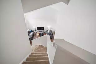 122 E Aspen Cir, Hainesville, IL 60030 - Photo 9