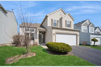 122 E Aspen Circle, Hainesville, IL 60030 - Photo 1