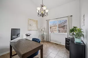 122 E Aspen Cir, Hainesville, IL 60030 - Photo 7