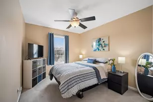 122 E Aspen Cir, Hainesville, IL 60030 - Photo 15