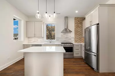 3354 N Whipple Street #2R, Chicago, IL 60618 - Photo 5