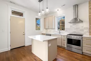 3354 N Whipple St, Chicago, IL 60618 - Photo 3