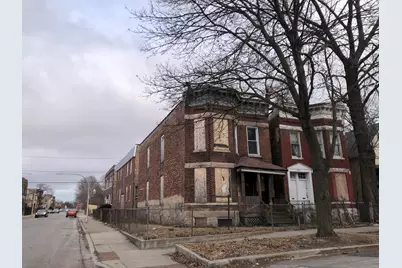 6401 S Bishop Street, Chicago, IL 60636 - Photo 1