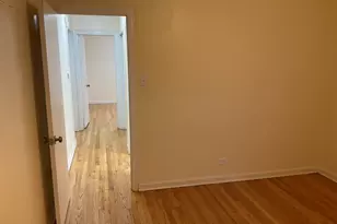 10929 S Eberhart Ave, Chicago, IL 60628 - Photo 9