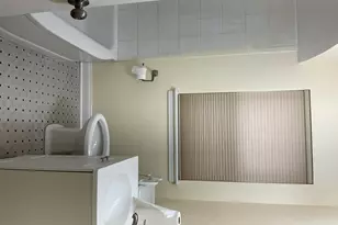 10929 S Eberhart Ave, Chicago, IL 60628 - Photo 11