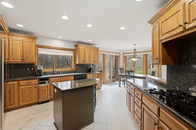 33 W Eureka Drive, Lemont, IL 60439 - Photo 7